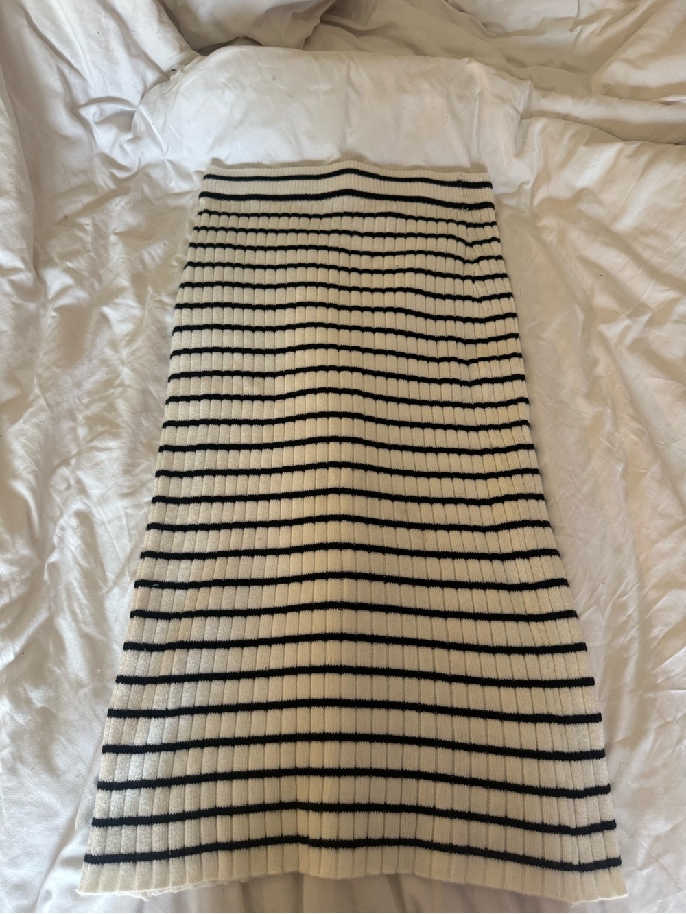 Vintage Cream and Black Ribbed Maxi Skirt